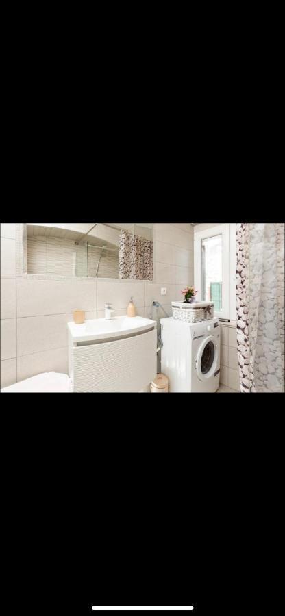 Apartment Vijoleta In City Centre สปลิท ภายนอก รูปภาพ